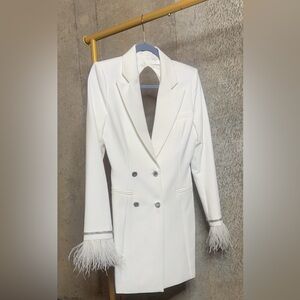 Miss Circle Quilla White Feather Crystal Sleeve Backless Blazer Dress